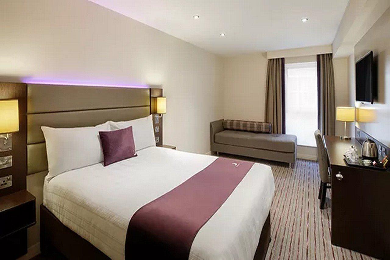 Premier Inn Maidenhead Town Centre Exteriör bild