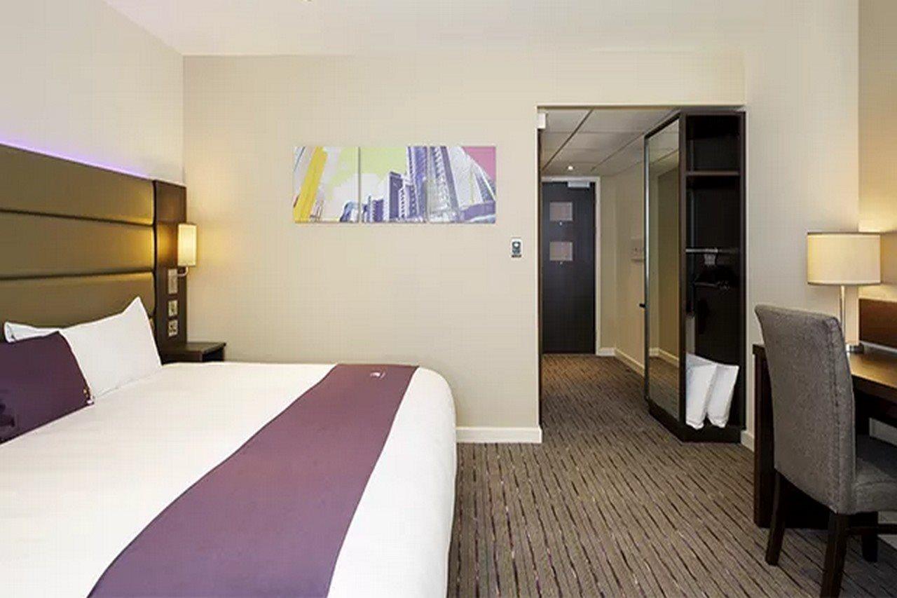 Premier Inn Maidenhead Town Centre Exteriör bild